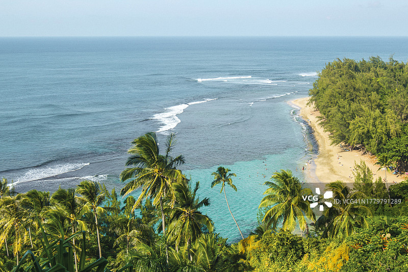 太平洋夏威夷海滩鸟瞰图图片素材