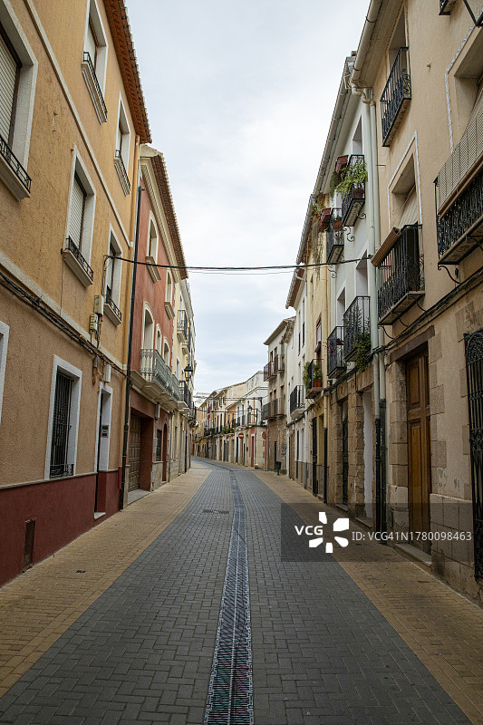 空旷的城镇街道图片素材