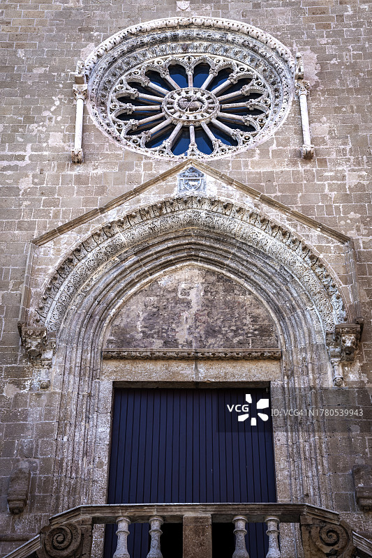 意大利普利亚塔兰托的圣多明我马乔雷教堂图片素材