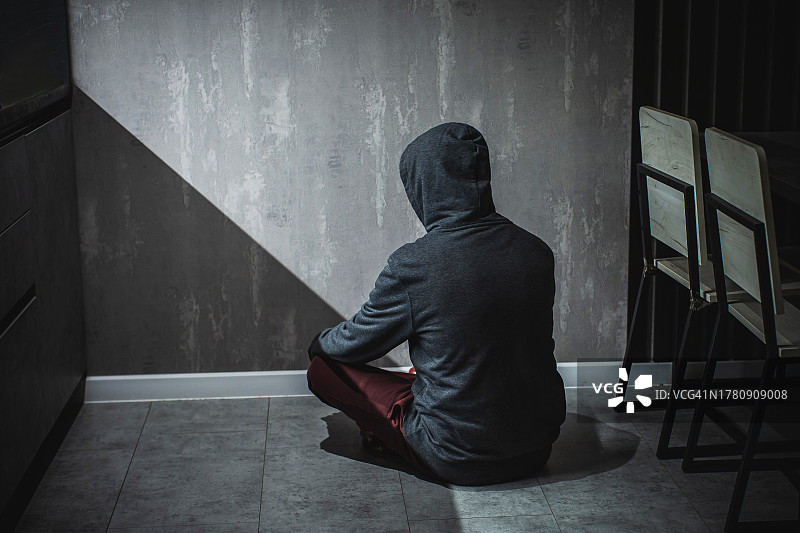 男性轮廓背视图图片素材