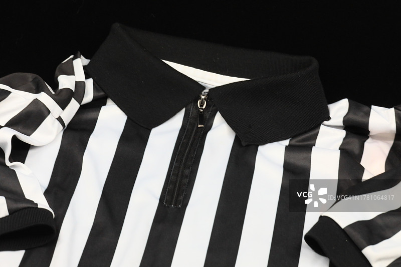 用于比赛和团队运动的裁判球衣图片素材