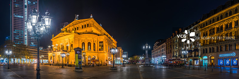 德国法兰克福老歌剧院夜景全景图片素材
