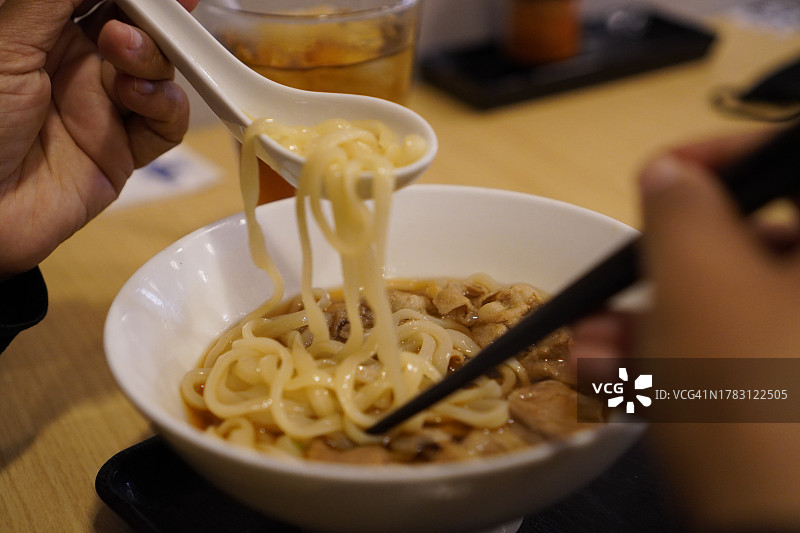 吃面条拉面乌冬面日本料理图片素材