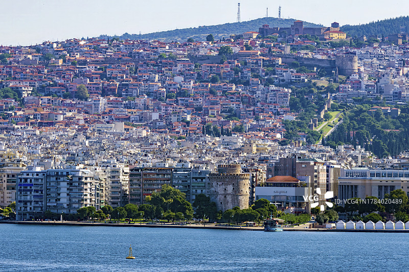 希腊塞萨洛尼基的白塔和天际线图片素材