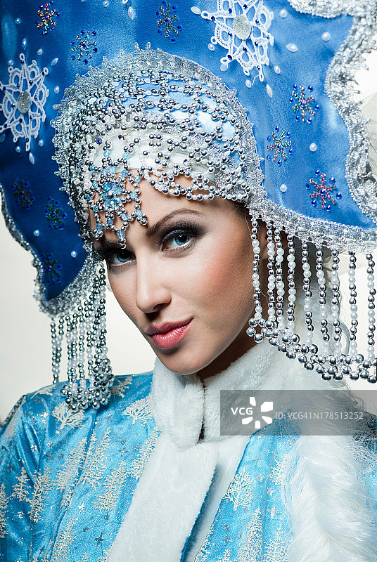 雪姑娘图片素材