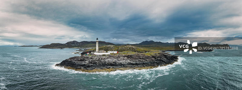 英国苏格兰阿德纳默亨角灯塔全景航拍图片素材