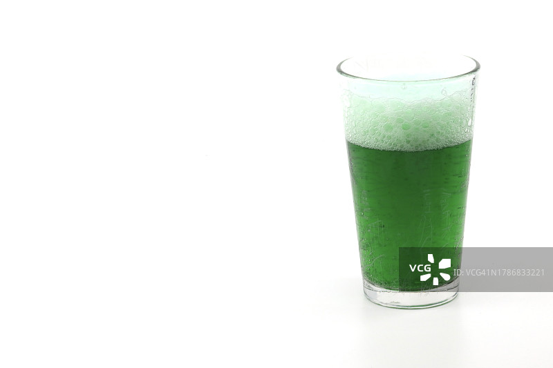 圣帕特里克节绿色啤酒图片素材