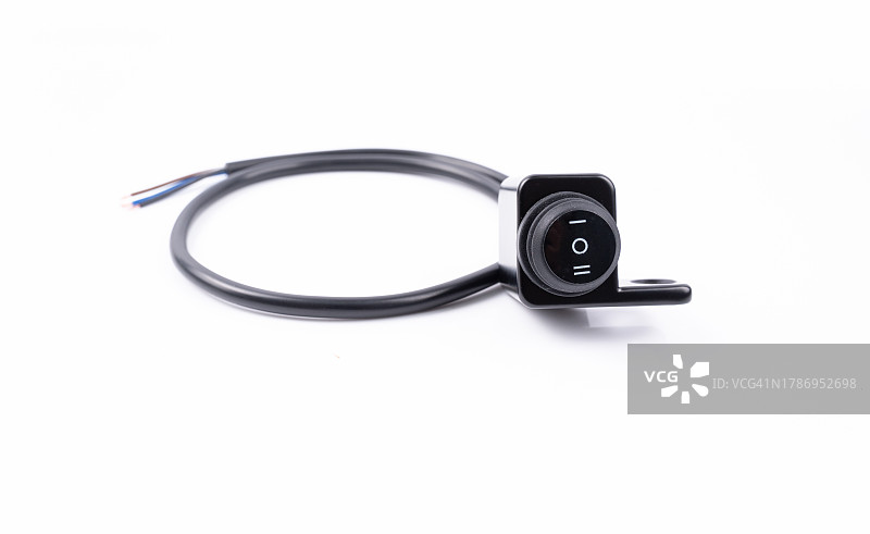 白色背景上隔离的三步开关图片素材