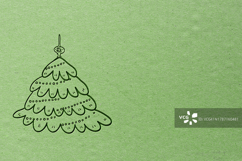 绿色剪纸圣诞树图片素材