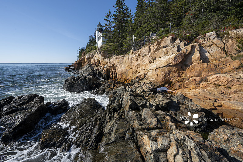 美国缅因州阿卡迪亚国家公园的贝斯港灯塔站图片素材