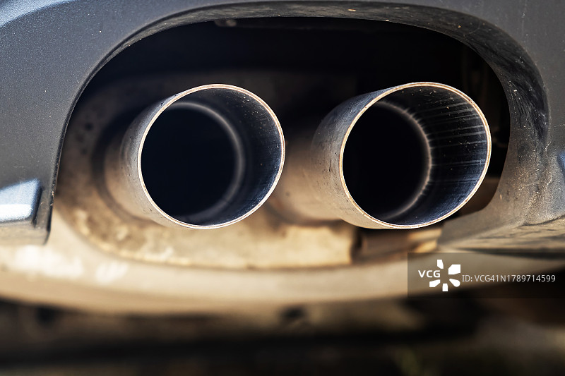 汽车排气管图片素材