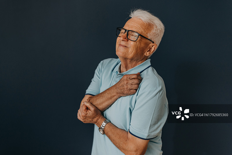 非常疼图片素材