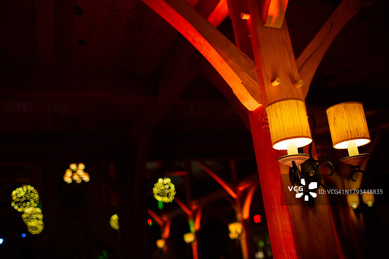 发光壁灯图片素材