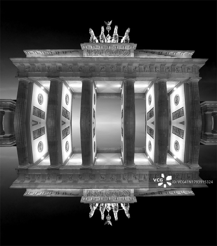 德国柏林：勃兰登堡门和巴黎广场图片素材