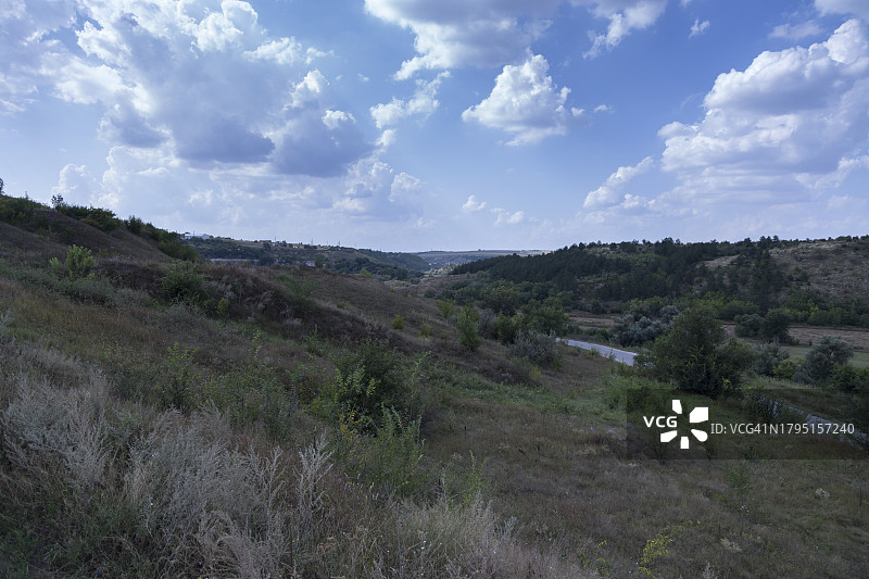 对着天空的风景图片素材