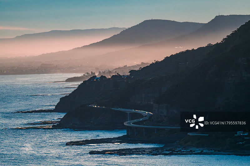 澳大利亚悉尼附近大太平洋公路的日落景色图片素材