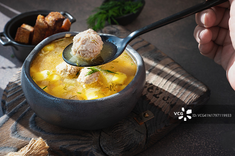 肉丸土豆 vermicelli 汤图片素材