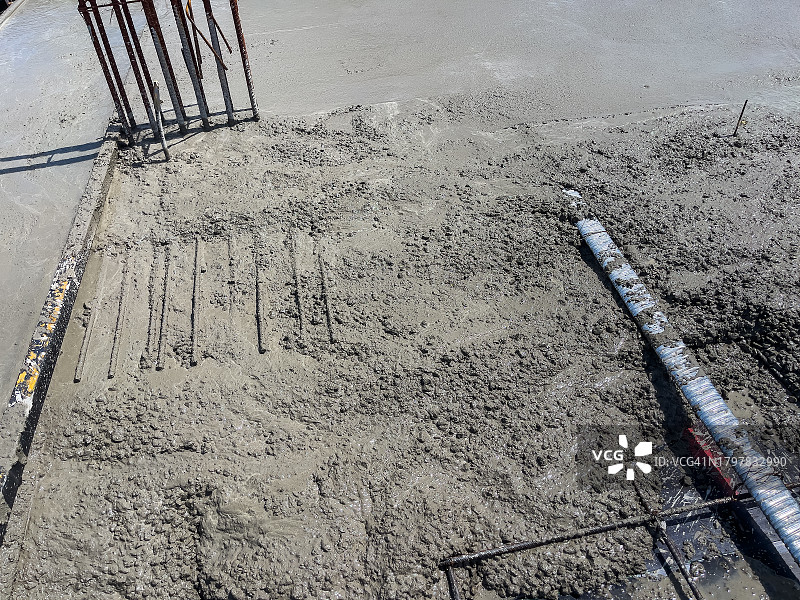 后张法体系，混凝土加固与张拉电缆在梁结构中图片素材