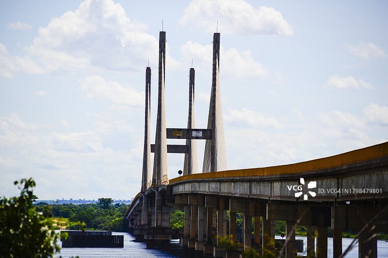 巴拉那河大桥图片素材