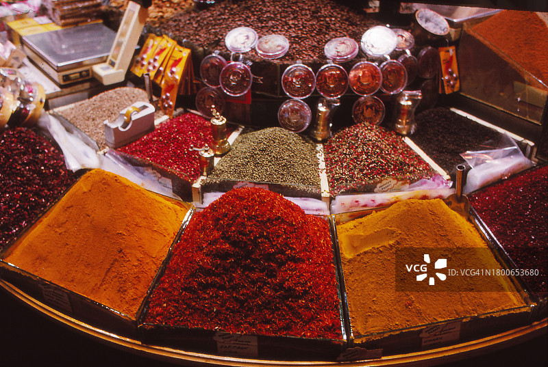 大量干燥的香料图片素材