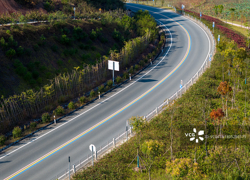 沥青路鸟瞰图图片素材
