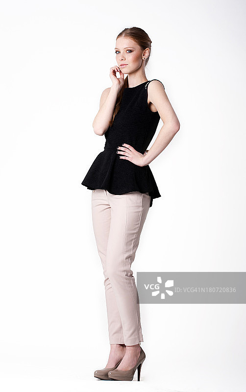 时尚模特摆姿势图片素材