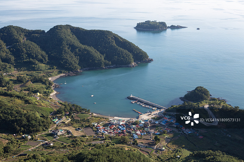 韩国庆尚南道统营市蛇梁岛图片素材