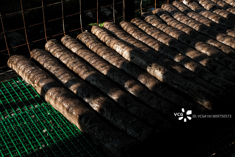 鱼饼干生产图片素材