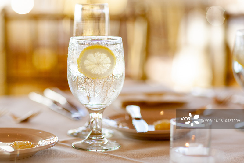 清爽的冰水饮品图片素材