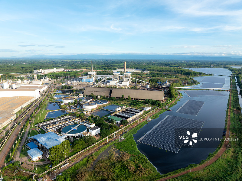 水处理厂的净化过程图片素材