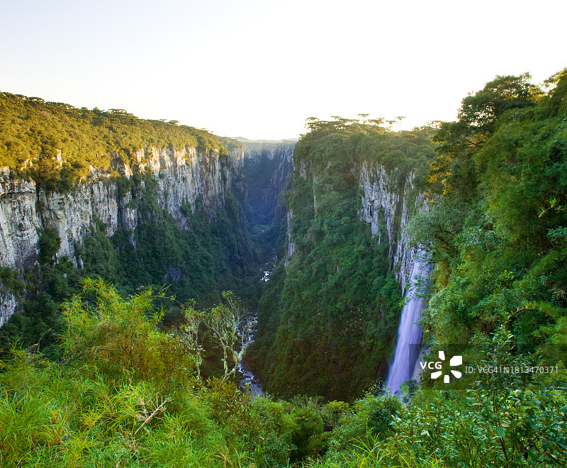 巴西南里奥格兰德州伊塔伊姆贝济尼奥峡谷美景图片素材
