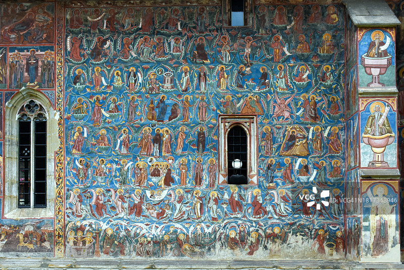 罗马尼亚苏切瓦县摩尔多维察修道院的中世纪墙壁装饰图片素材