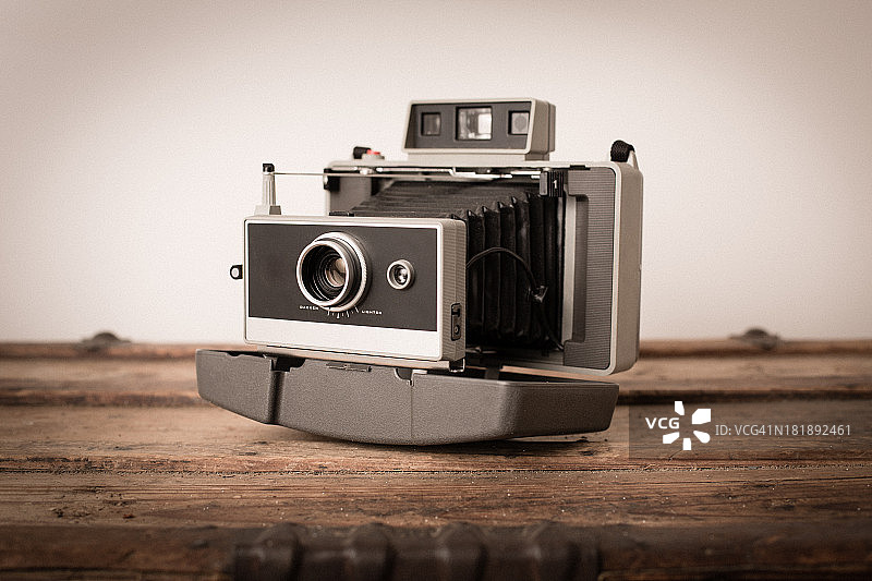 老式黑色风箱相机特写图片素材