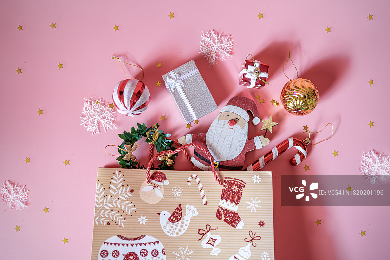 圣诞节购物，圣诞购物袋图片素材