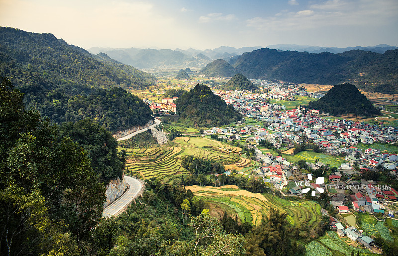 越南河江农田高空俯瞰图片素材