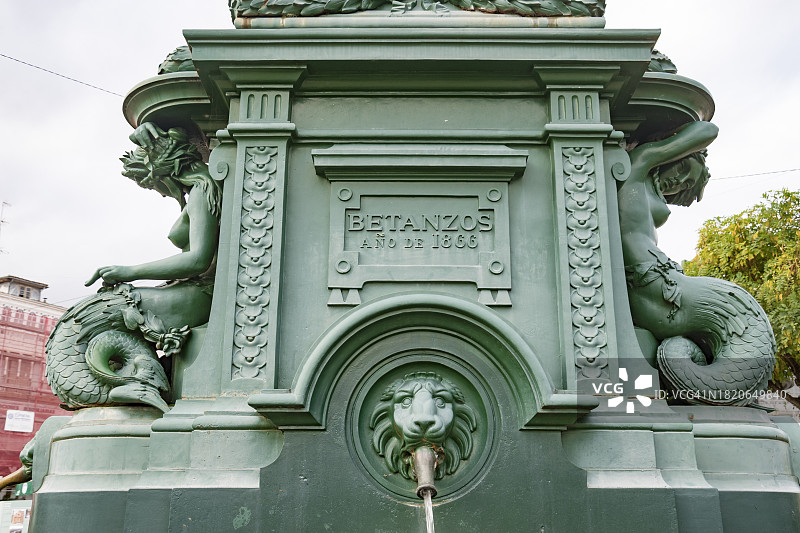 西班牙贝坦索斯镇的戴安娜喷泉图片素材