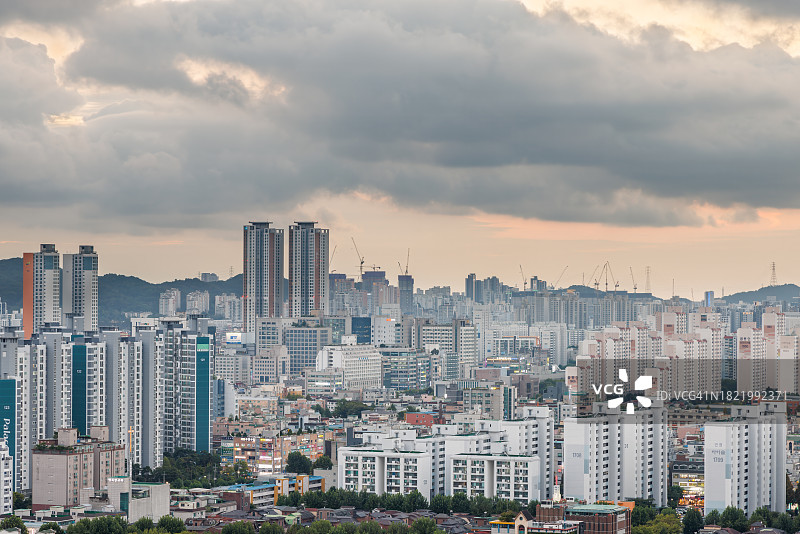 韩国京畿道富川市中东夜景图片素材