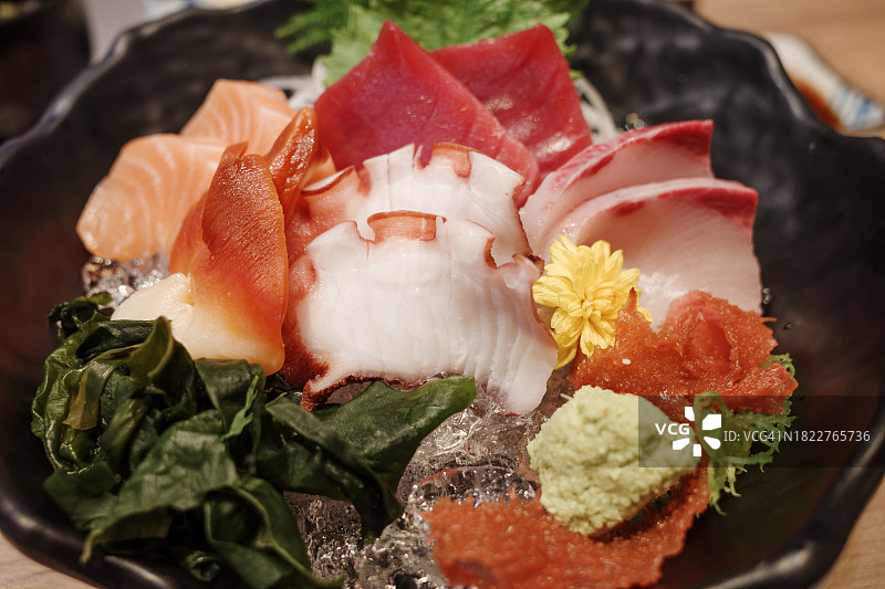 各种新鲜生鱼片刺身拼盘图片素材