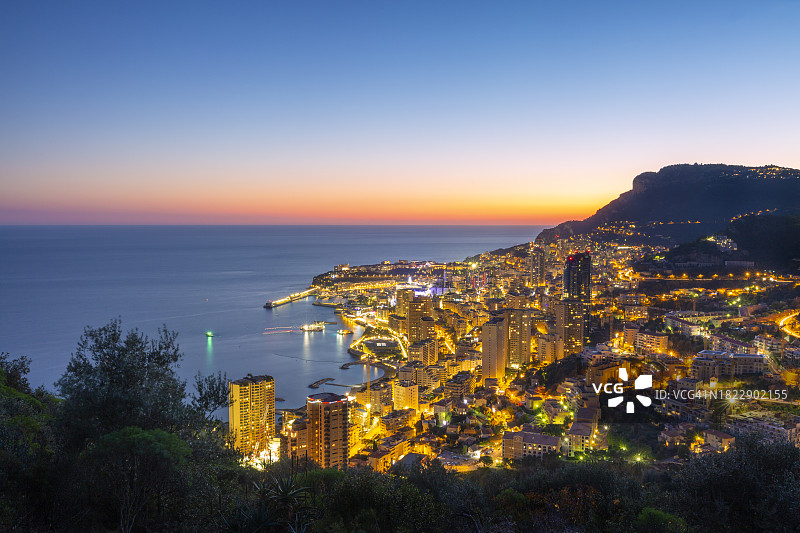 法国摩纳哥蒙特卡洛黄昏景色概览图片素材
