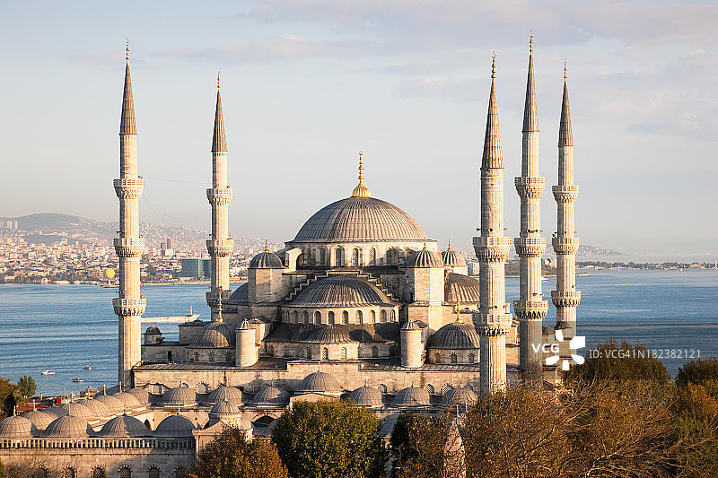 土耳其伊斯坦布尔蓝色清真寺图片素材