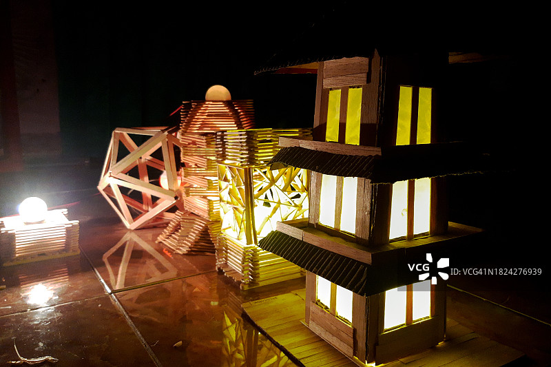 夜间的灯笼图片素材