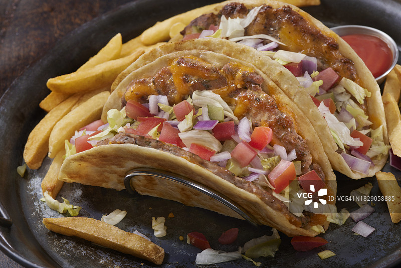 碎牛肉芝士汉堡图片素材