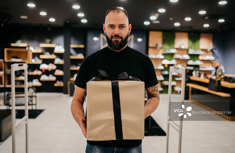 赠品派送时间图片素材