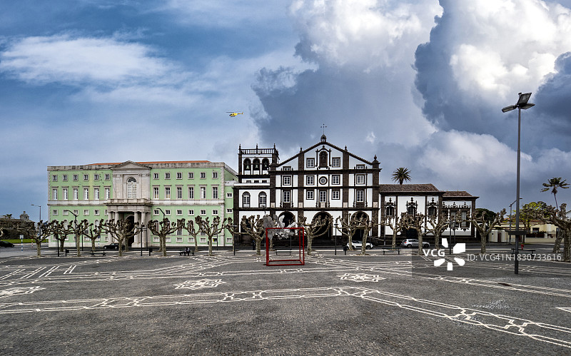 亚速尔群岛圣米格尔岛上的传统建筑图片素材