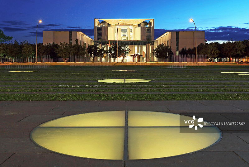 德国总理府蓝色时刻 - 德国柏林图片素材