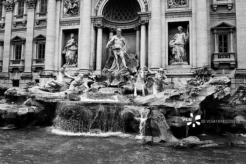 黑白特莱维喷泉图片素材