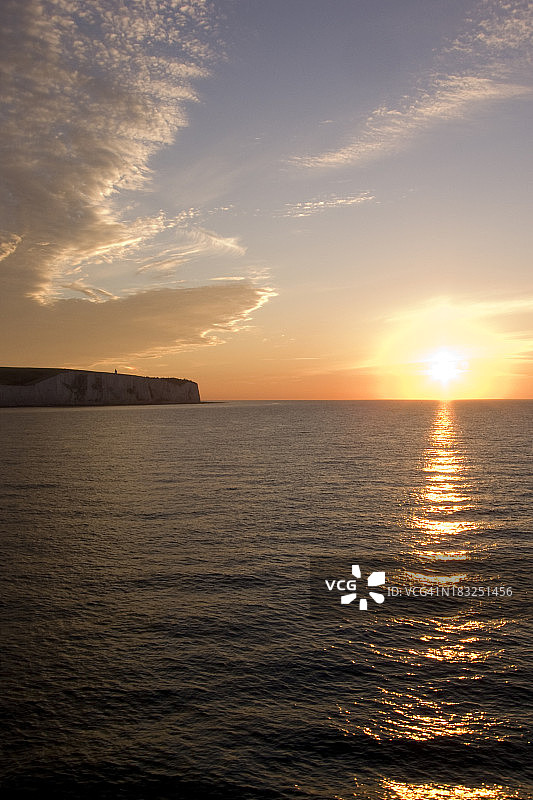 海峡渡轮日出图片素材