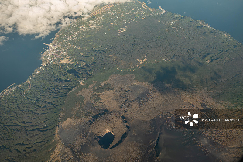 飞机航拍日本东京大岛图片素材