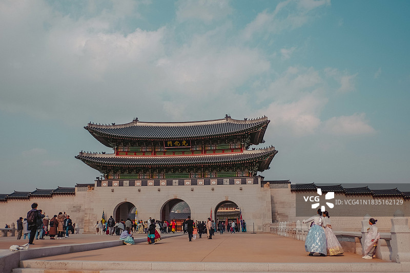 韩国首尔景福宫的宫殿外门图片素材