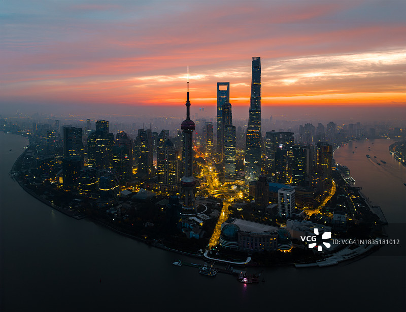 上海城市黎明景象图片素材